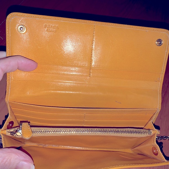 Prada wallet/ repurposed crossbody bag. - Picture 3 of 8